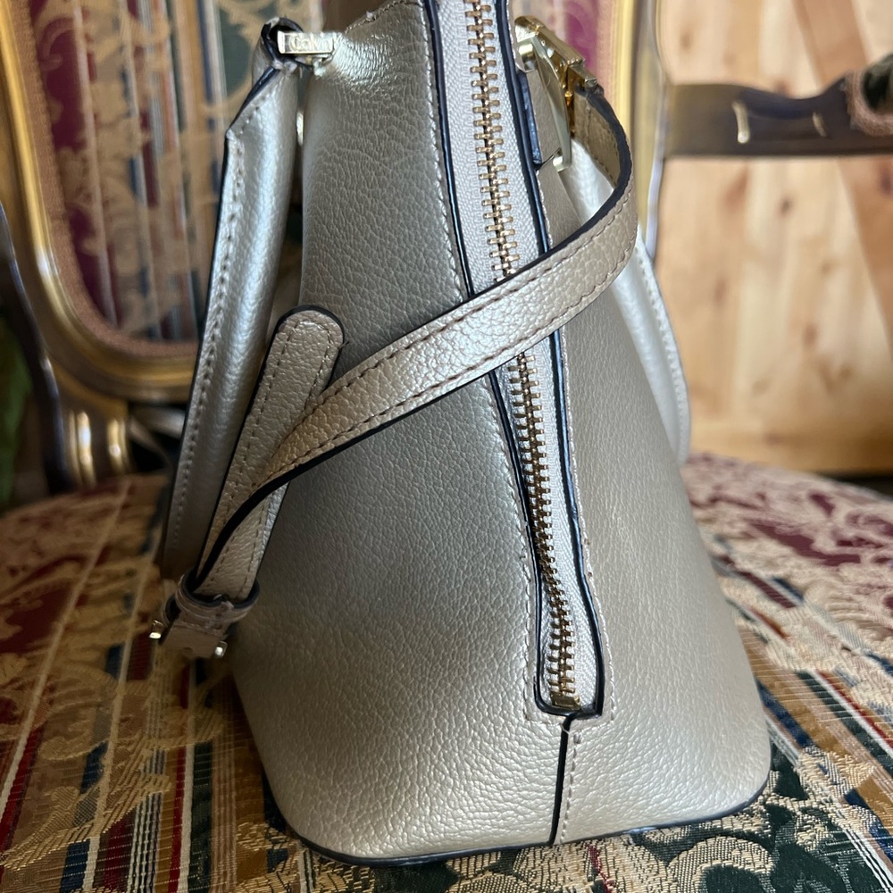 Calvin Klein Brooke leather satchel shoulder bag champagne color handbag - Picture 9 of 15